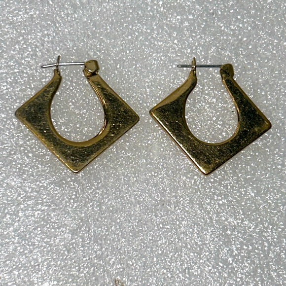 Vintage 90s Hoop Earrings pierced Gold Tone Jigsaw Chunky Square Elegant size 1" - Picture 5 of 12